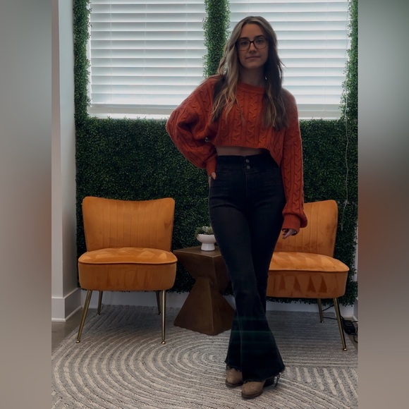 Meet your Posher, Marina - Picture 3 of 5